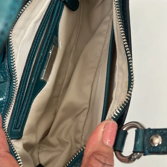 Gianni Bini women’s green mini handbag - Picture 13 of 13